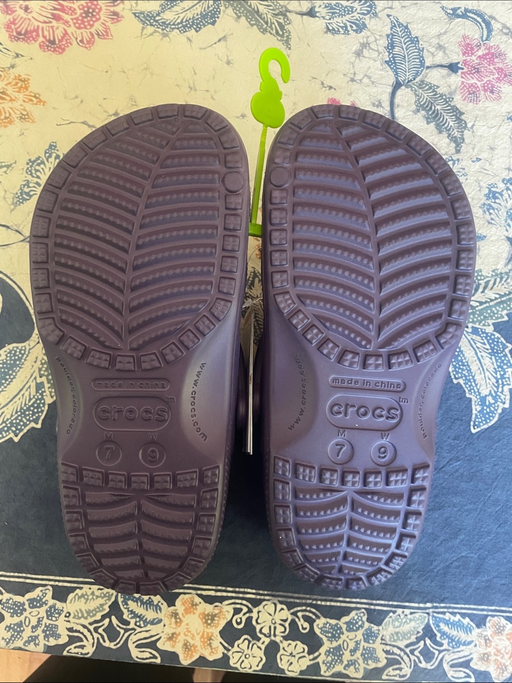 CROCS Classic Clog in Dark Iris Deep Plum Purple M7/W9 - Picture 6 of 7